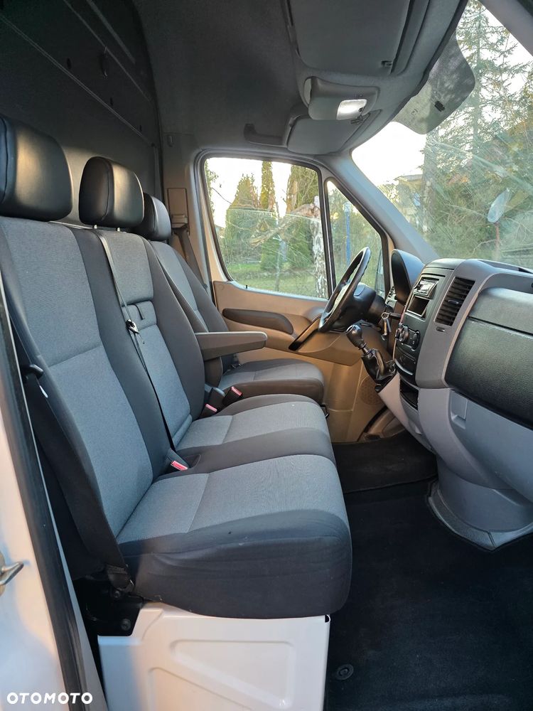 Volkswagen Crafter - 28