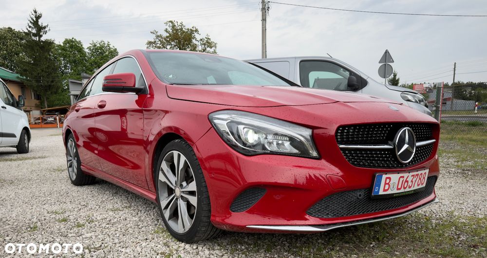 Mercedes-Benz CLA 200 d Urban - 1