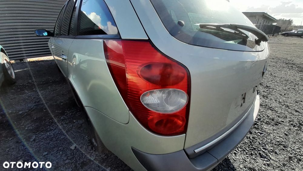 RENAULT LAGUNA II LIFT KOMBI LAMPA LEWY PRAWY TYŁ TYLNA LEWA PRAWA nr. LAG2L - 1
