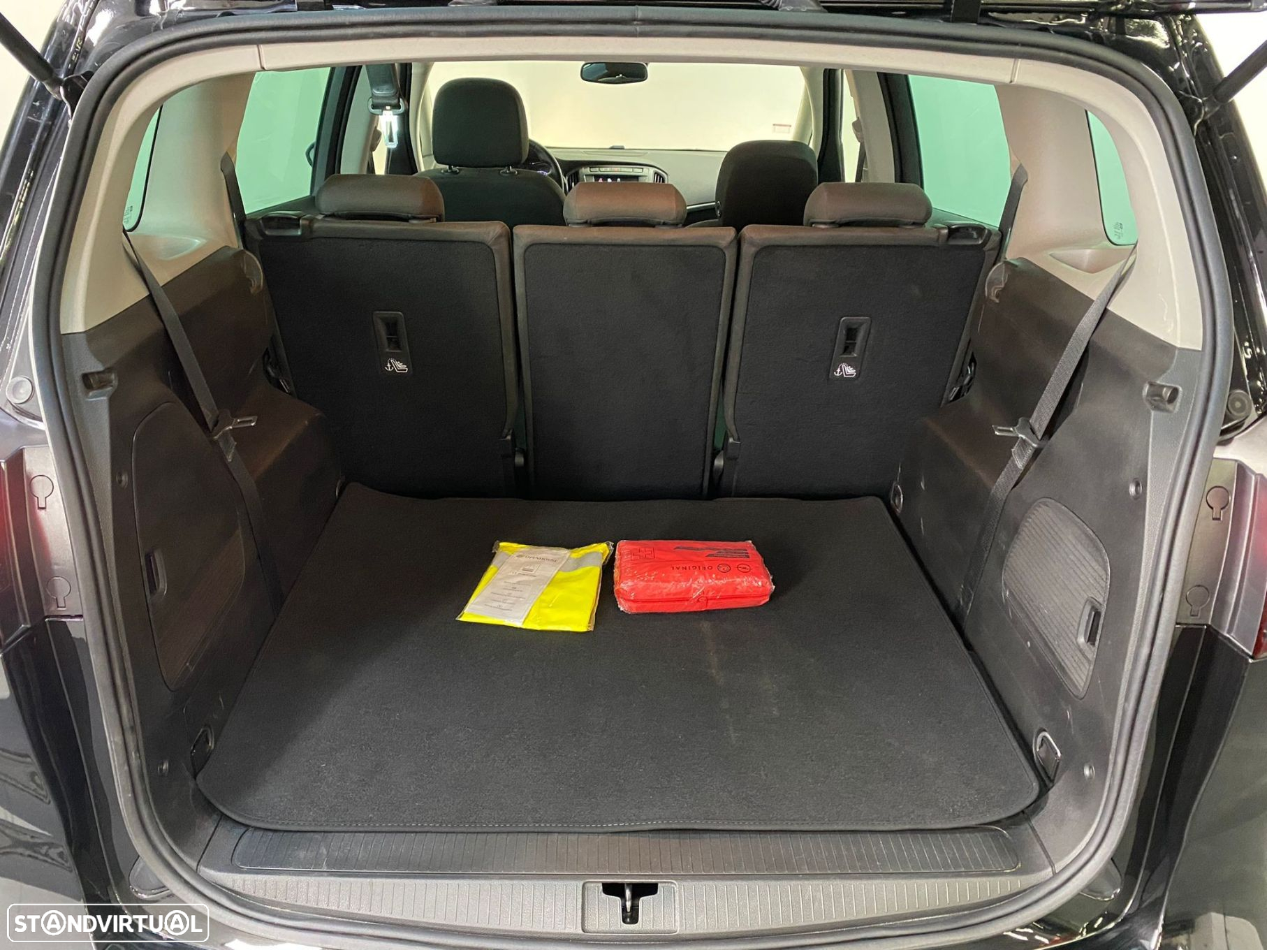 Opel Zafira 1.6 CDTi 120 Anos S/S - 23