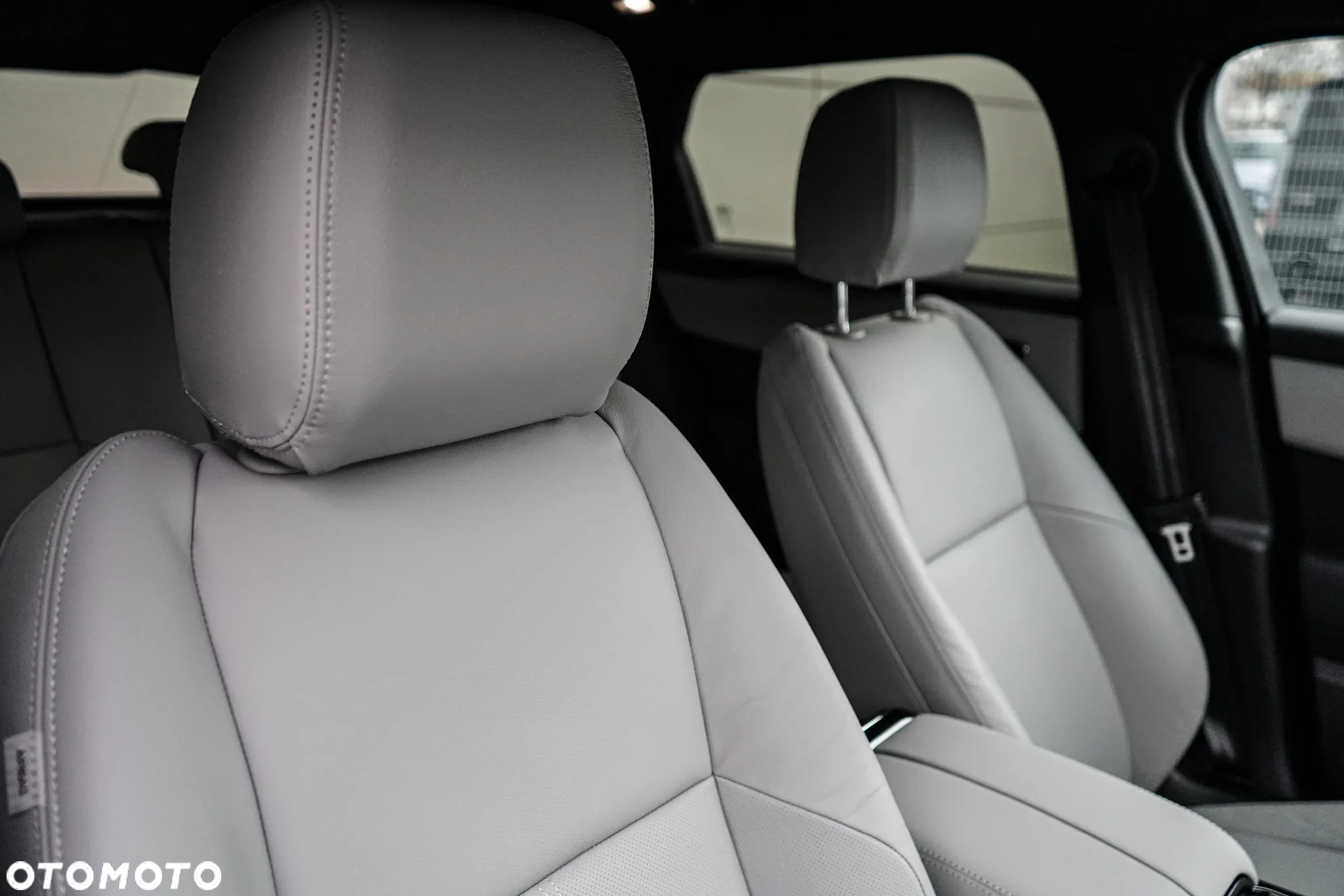 Land Rover Range Rover Velar D200 Dynamic SE - 13