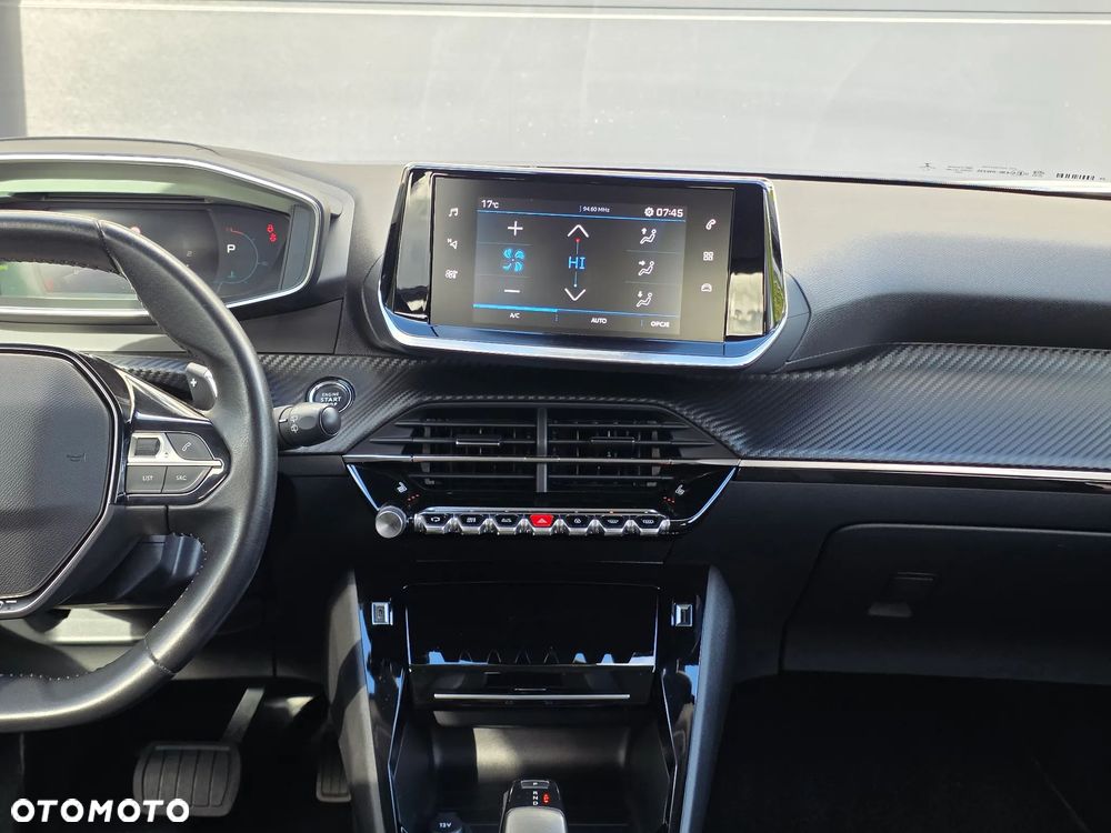 Peugeot 2008 1.5 BlueHDi Allure S&S EAT8 - 27