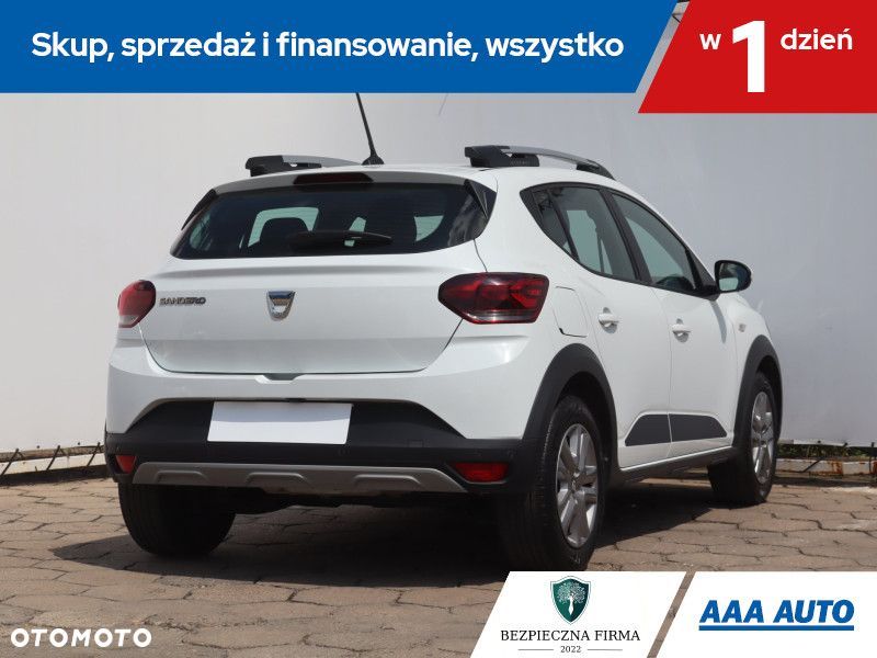 Dacia Sandero - 7
