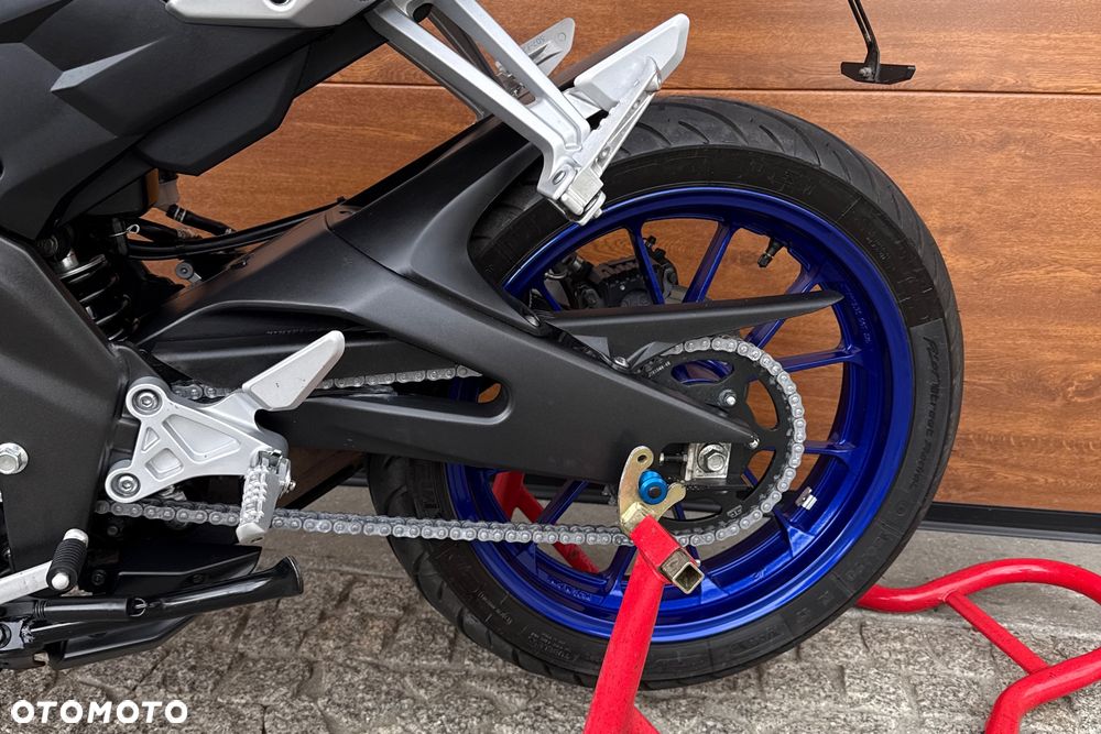 Yamaha MT - 25
