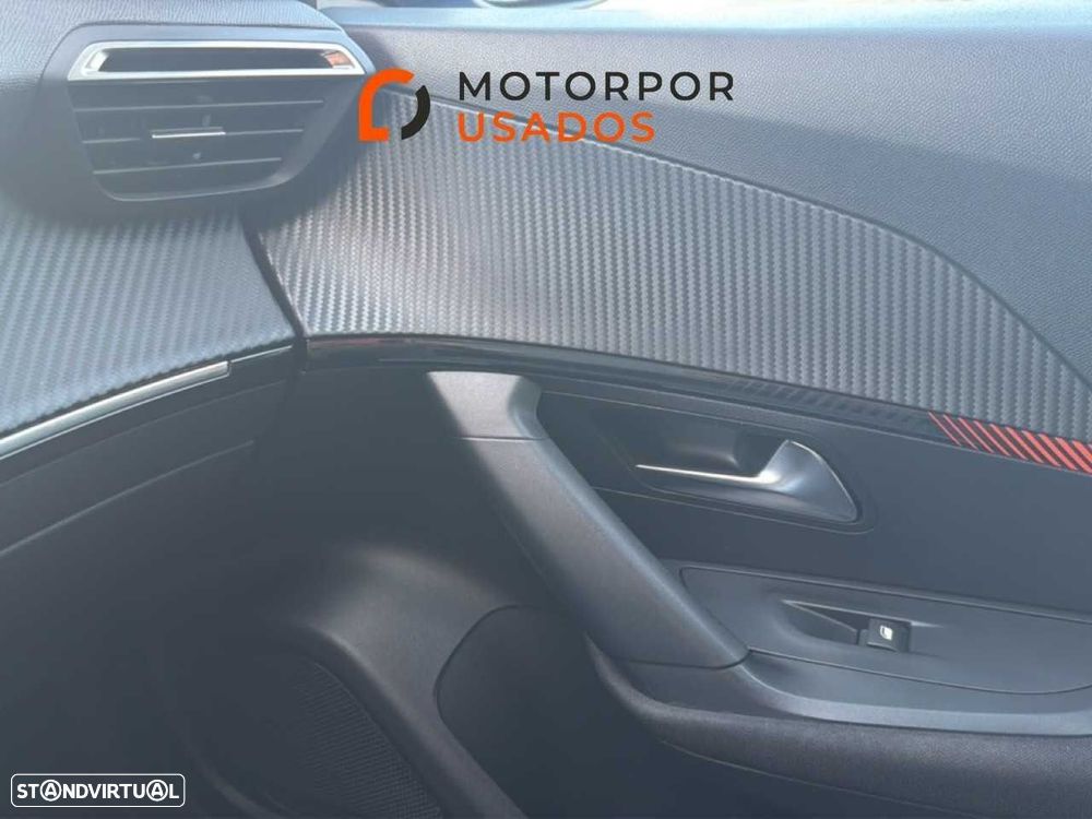 Peugeot e-2008 50 kWh Active Pack - 17