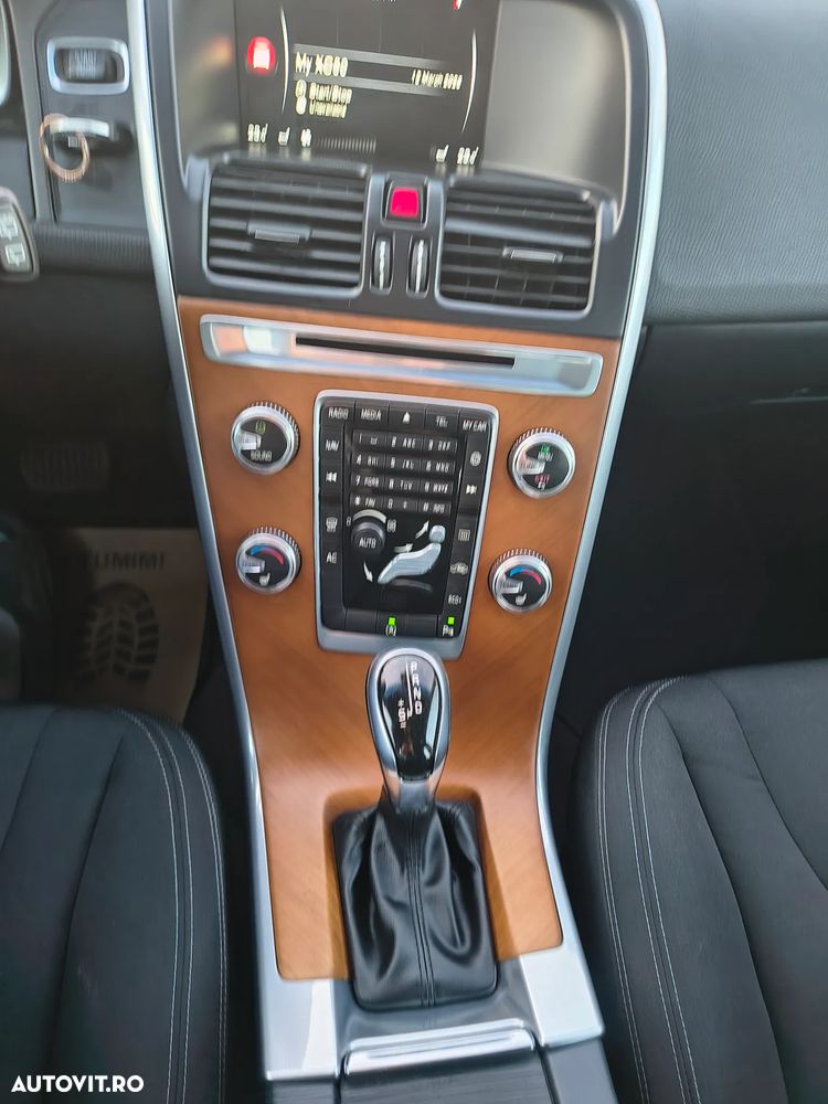 Volvo XC 60 D4 VEA Start-Stop Summum - 22