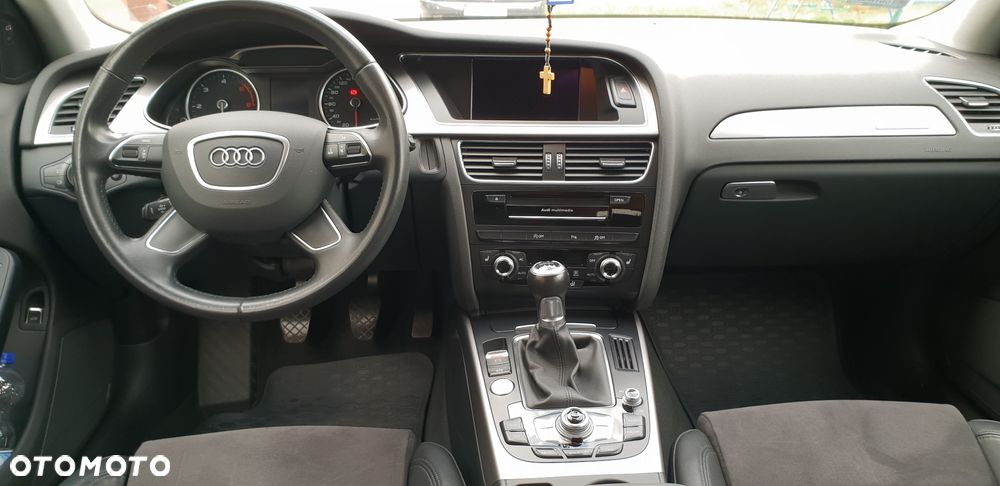 Audi A4 Allroad - 10