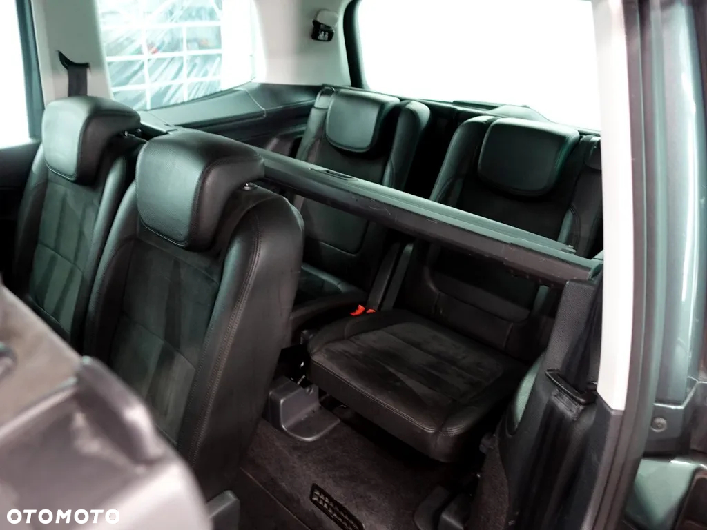 Volkswagen Sharan 2.0 TDI Highline DSG - 11