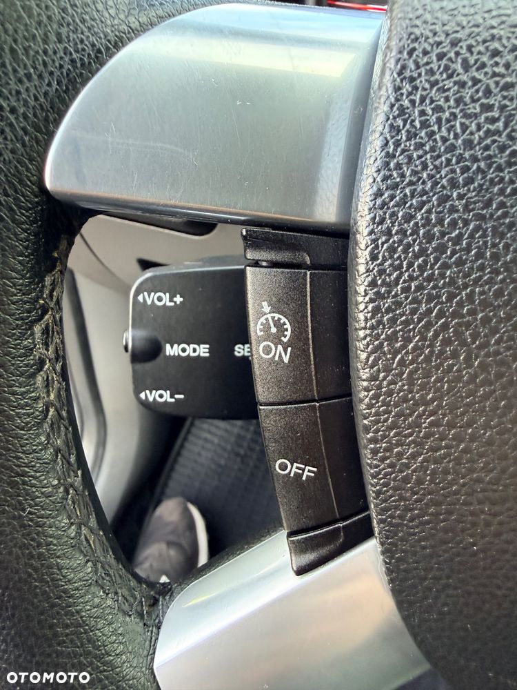 Ford Kuga - 14