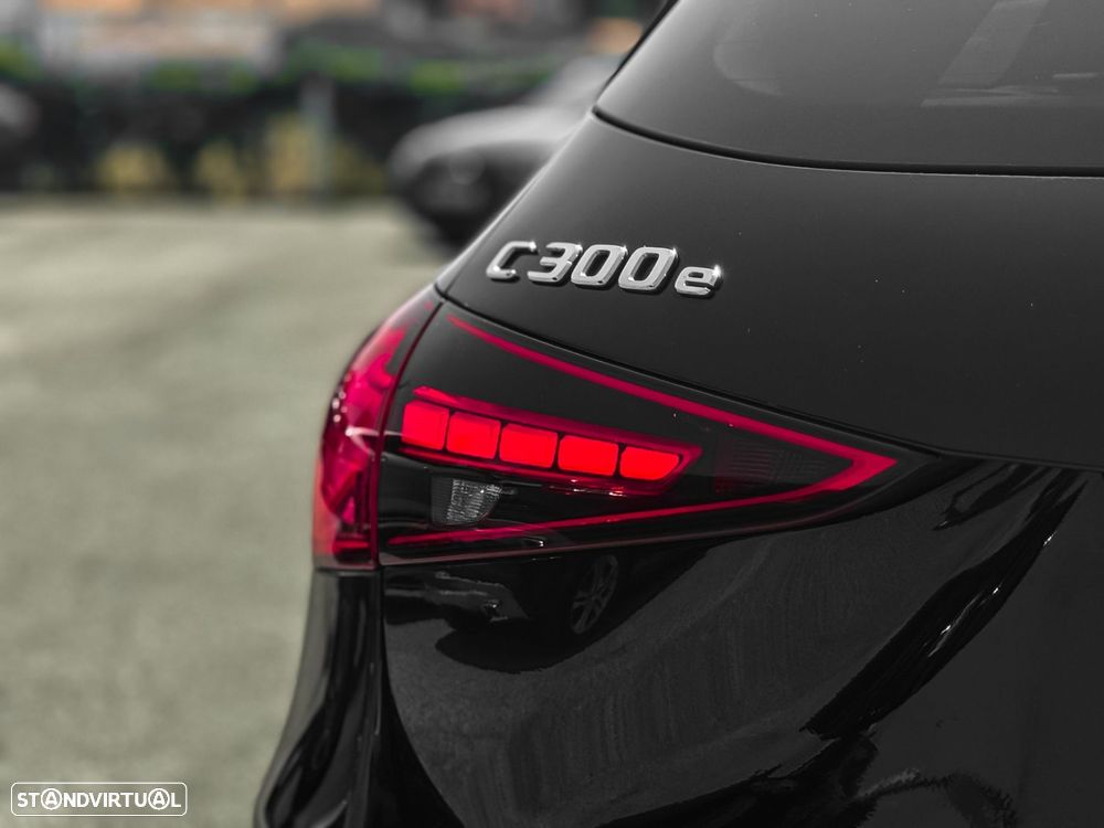 Mercedes-Benz C 300 - 4