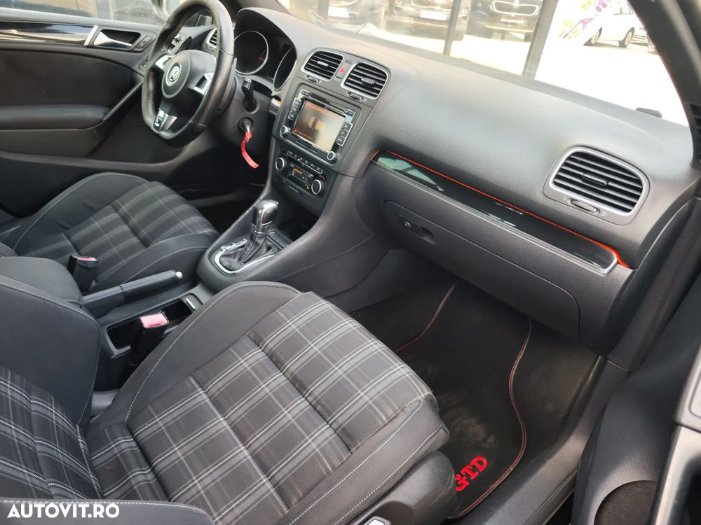 Volkswagen Golf 2.0 TDI DPF DSG GTD - 16