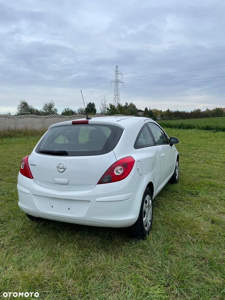 Opel Corsa - 20