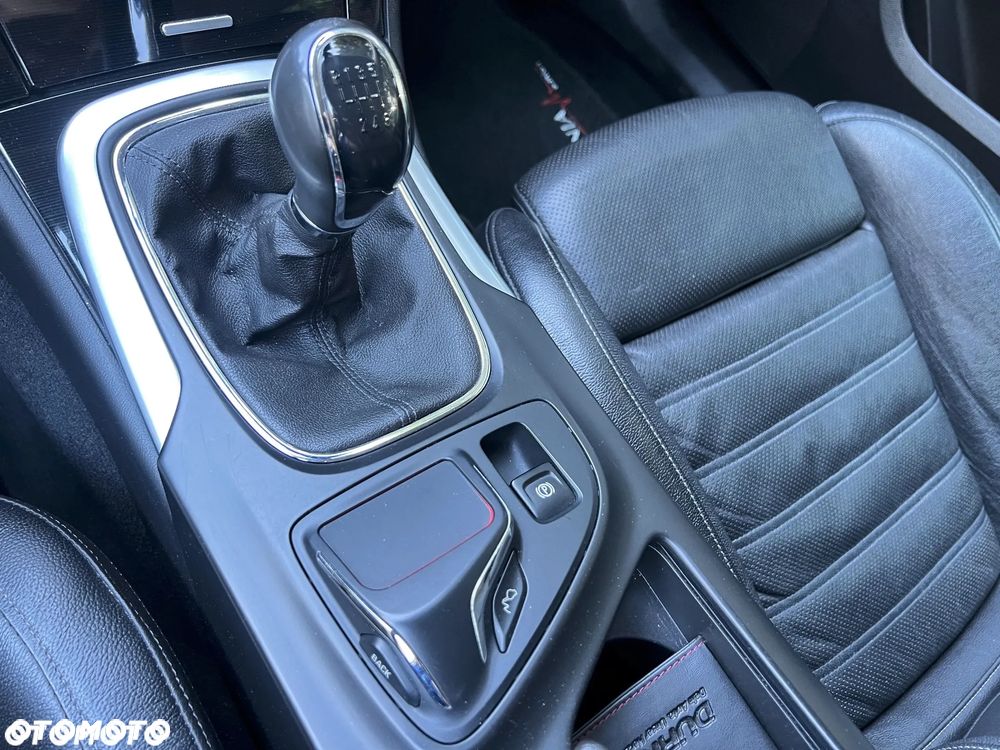 Opel Insignia - 30