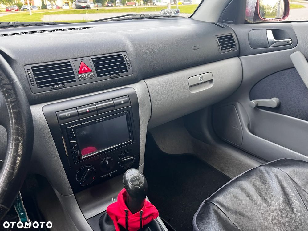 Skoda Octavia 1.6 Classic - 9