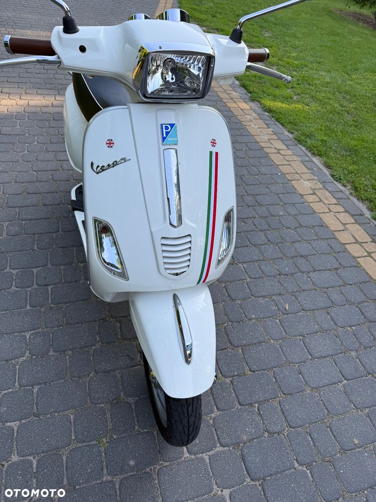 Piaggio Vespa - 5
