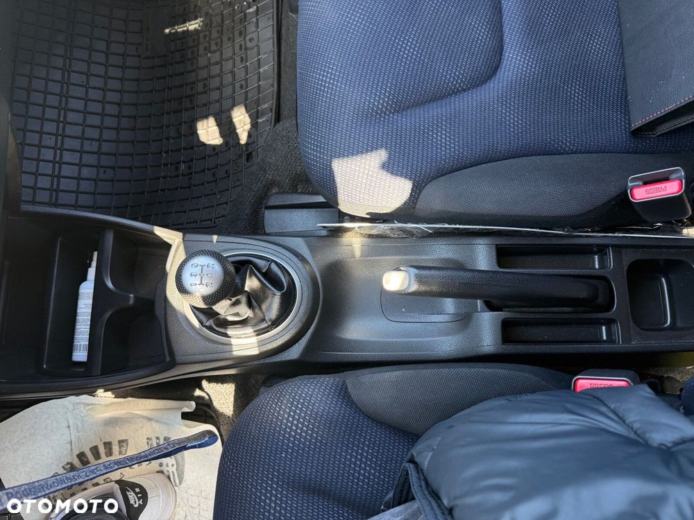 Honda Jazz 1.2 Trend VSA - 18