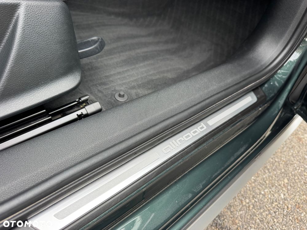 Audi A4 Allroad 2.0 TDI Quattro S tronic - 35
