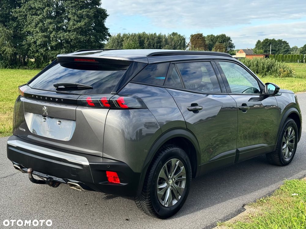 Peugeot 2008 PureTech 130 EAT8 Allure - 3