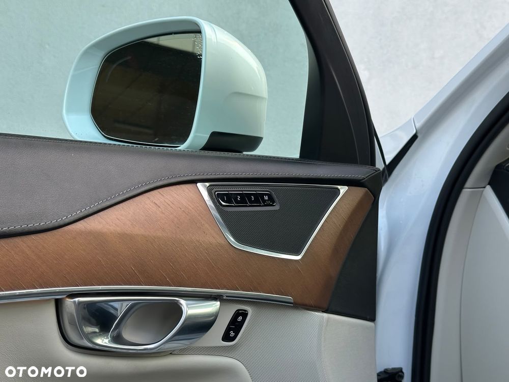 Volvo XC 90 T8 AWD Plug-In Hybrid Inscription 7os - 19