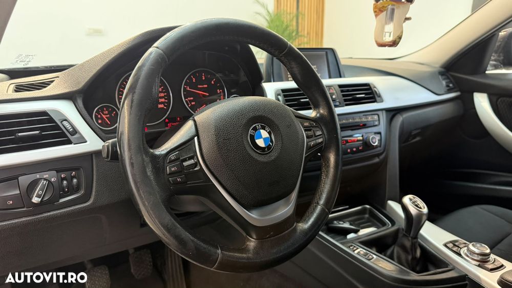 BMW Seria 3 - 17