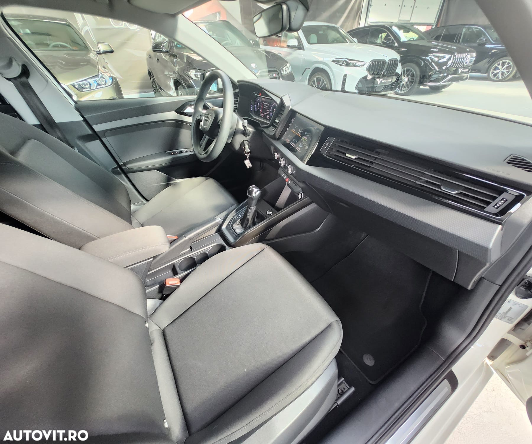 Audi A1 Sportback 1.0 30 TFSI S tronic Basic - 7