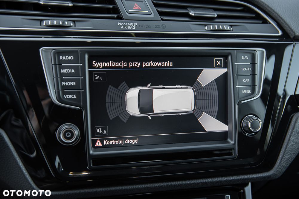 Volkswagen Touran 1.8 TSI (BlueMotion Technology) DSG Highline - 22