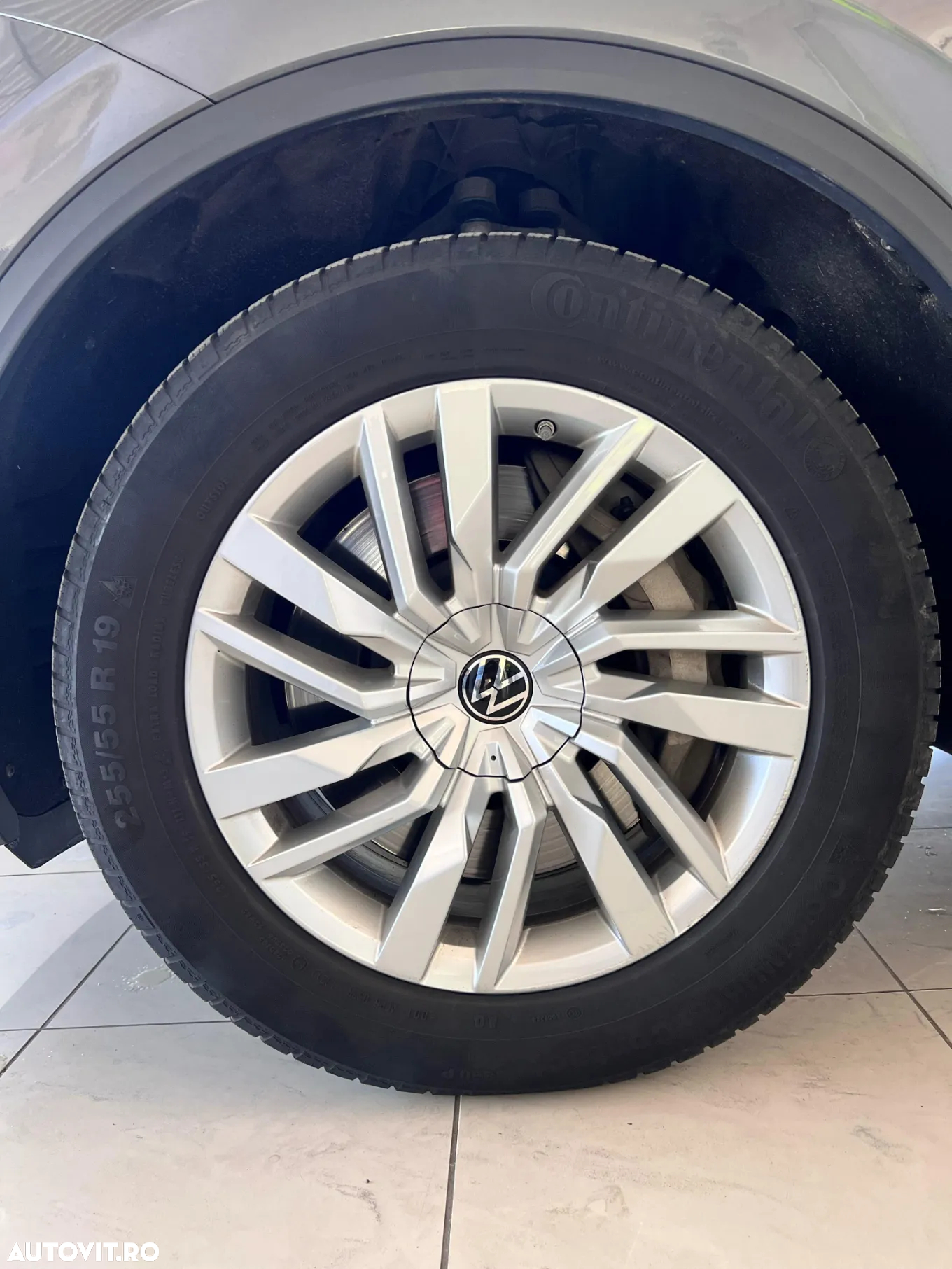 Volkswagen Touareg - 16