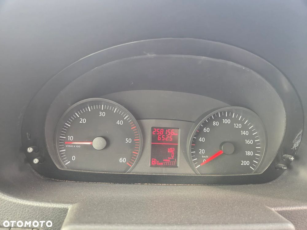 Volkswagen CRAFTER - 22