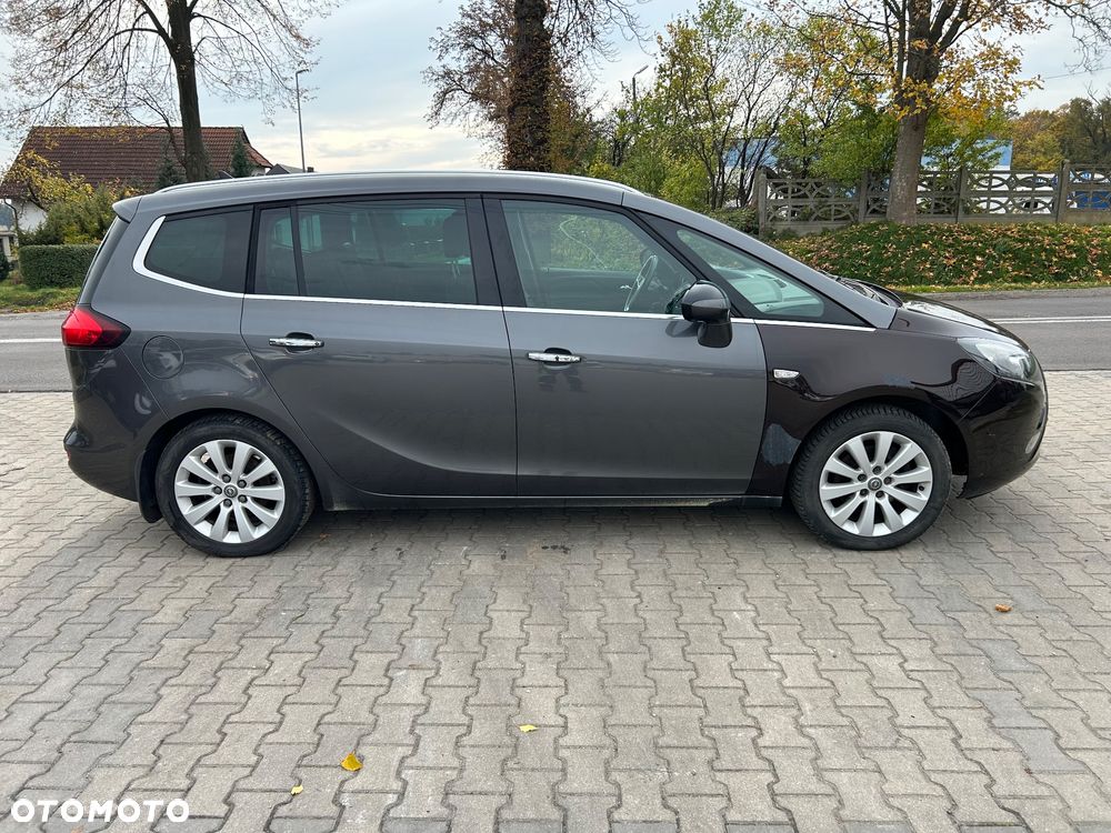 Opel Zafira - 18