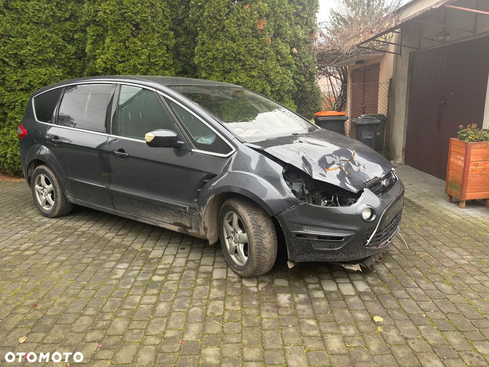 Ford S-Max - 6