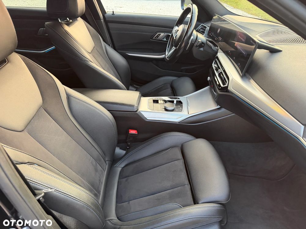 BMW Seria 3 320d xDrive mHEV M Sport - 16