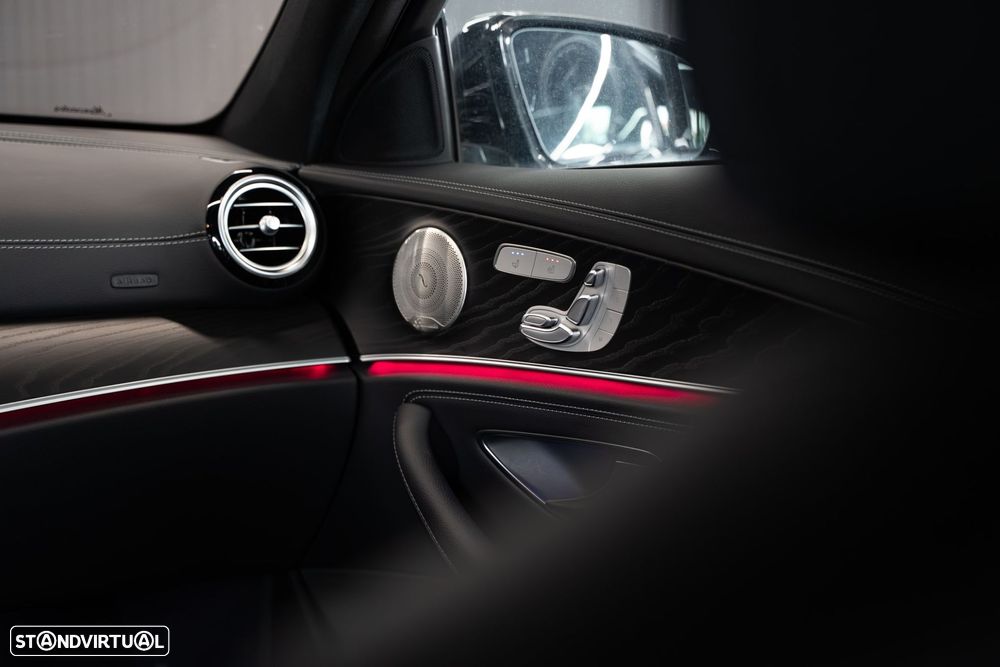 Mercedes-Benz E 300 de 4Matic T 9G-TRONIC - 45