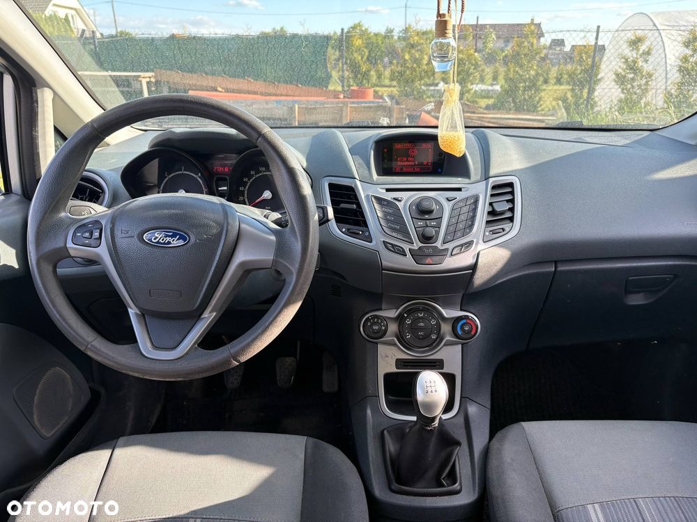 Ford Fiesta - 4
