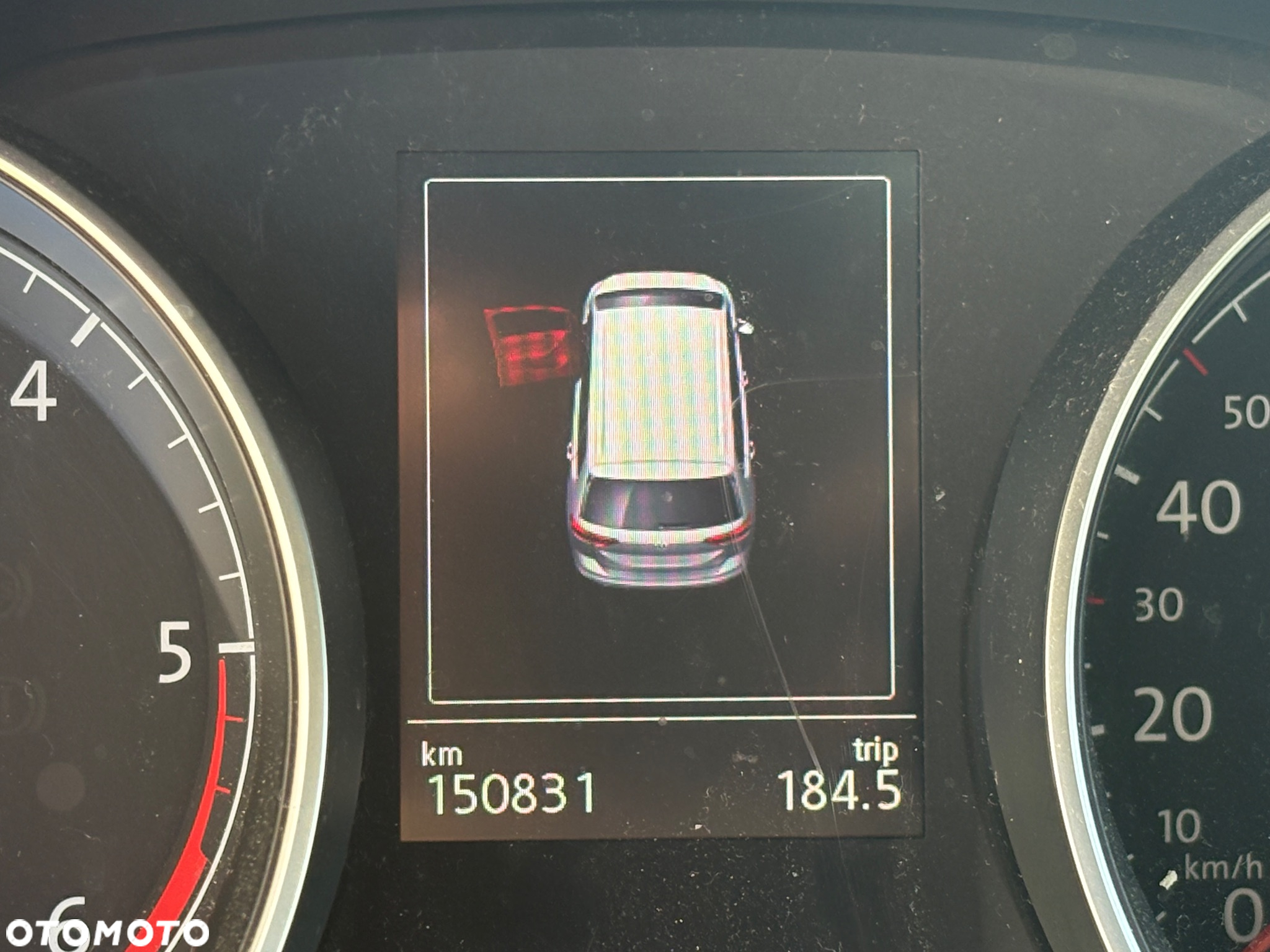 Volkswagen Touran 2.0 TDI BMT Highline - 10