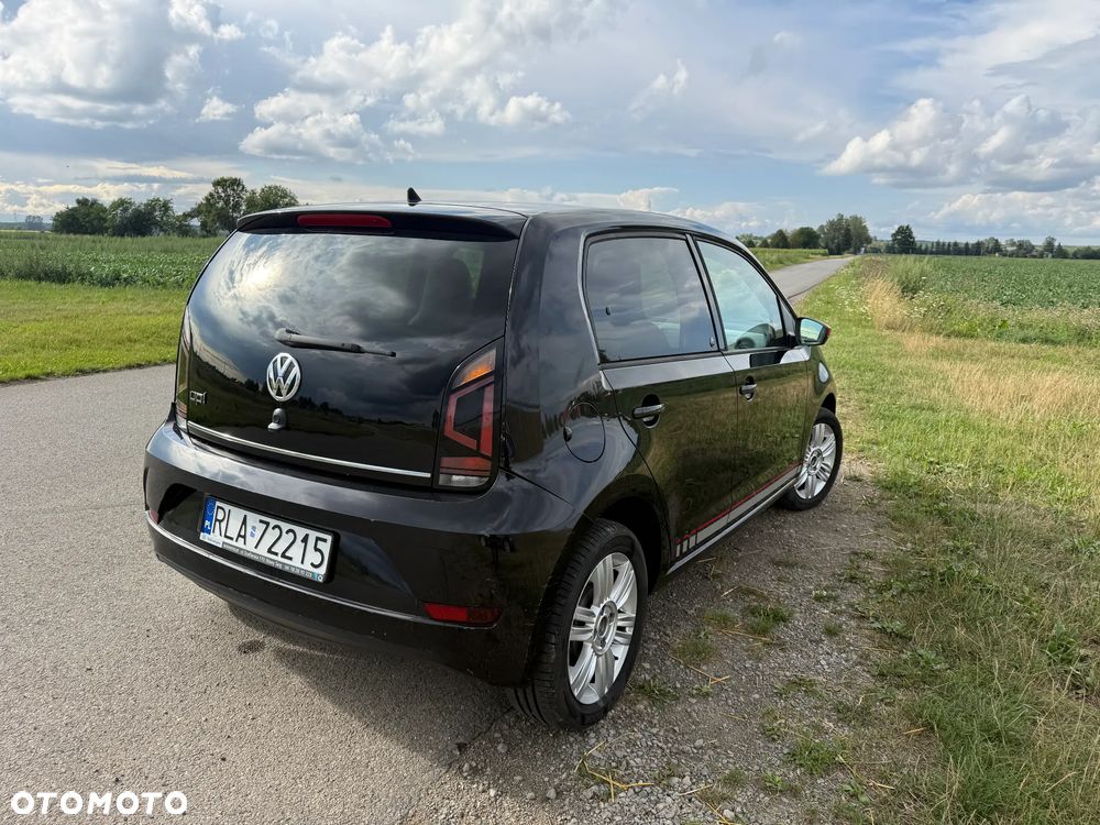 Volkswagen up! 1.0 Beats - 5