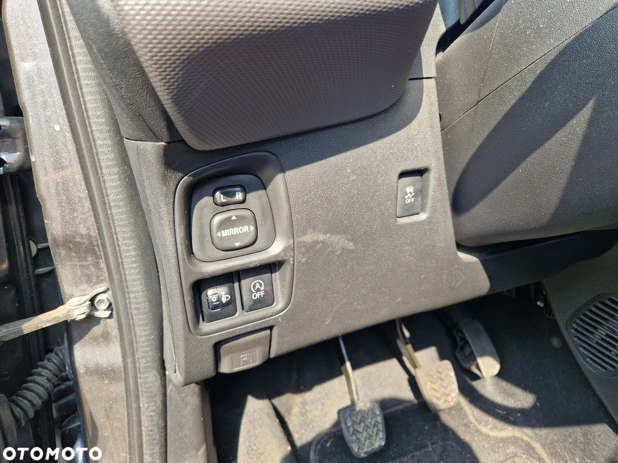 Citroën C1 AIRSCAPE VTi 72 SHINE - 26