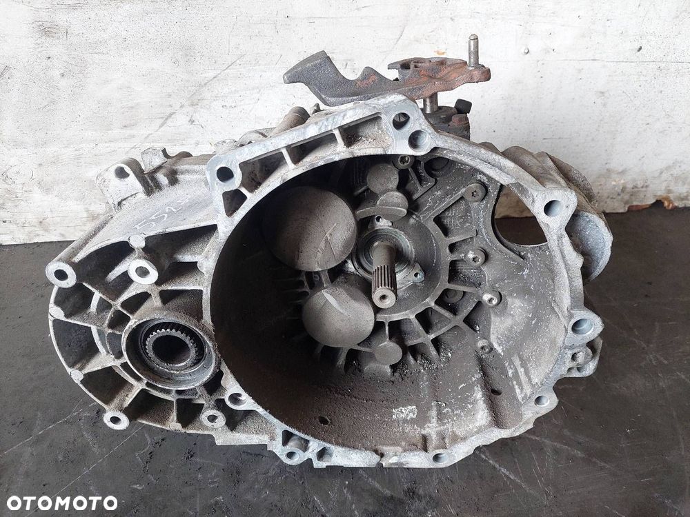 SKRZYNIA BIEGÓW AUDI A3 8P LIFT LPR 4X4 2.0 TDI - 1