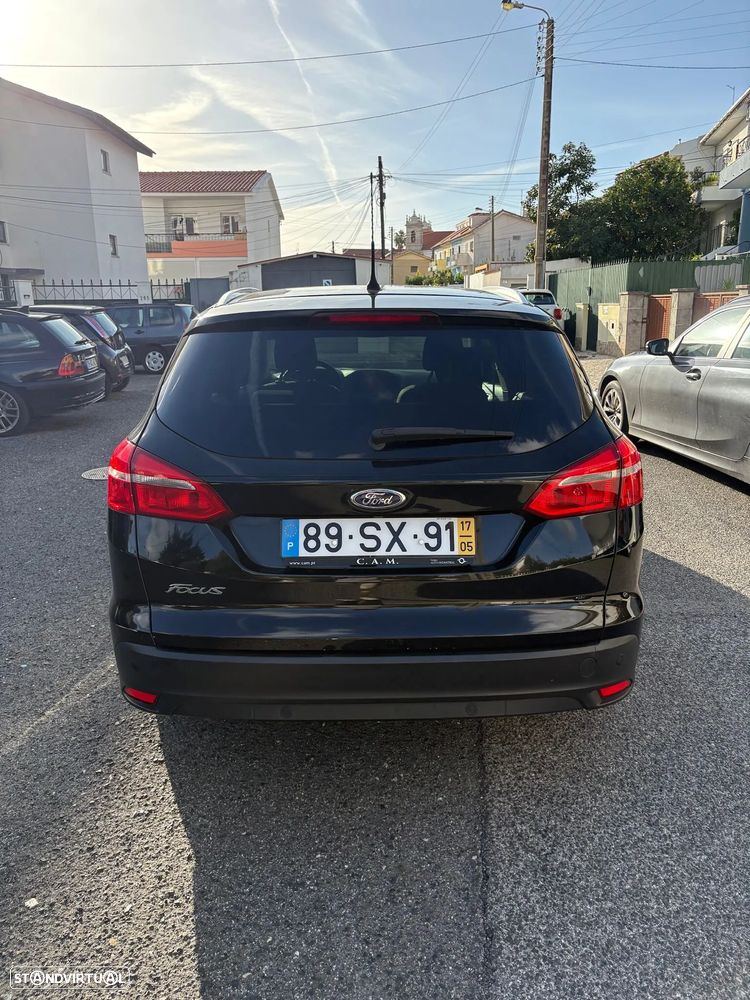 Ford Focus SW 1.5 TDCi Titanium - 4