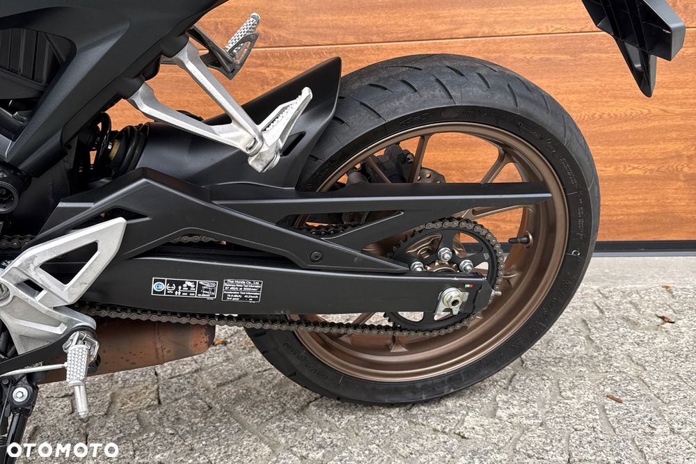 Honda CB - 29