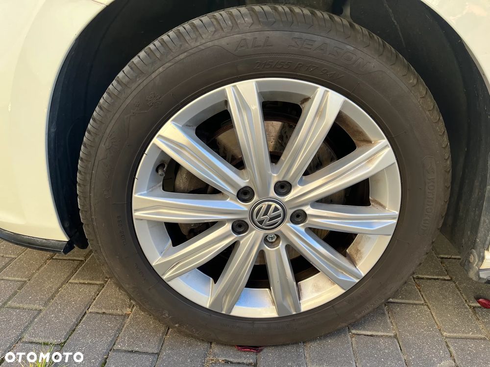 Volkswagen Touran 1.4 TSI BMT Highline DSG - 4