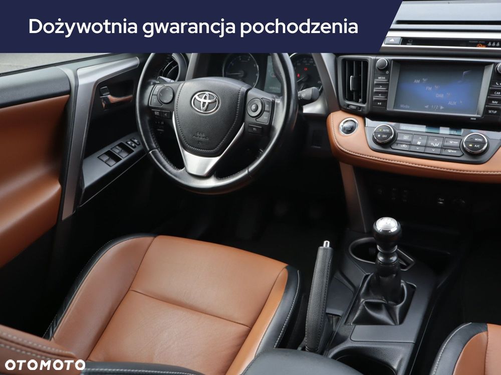 Toyota RAV4 - 9