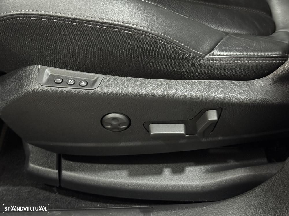 Peugeot 5008 BlueHDI 130 EAT8 Allure - 29