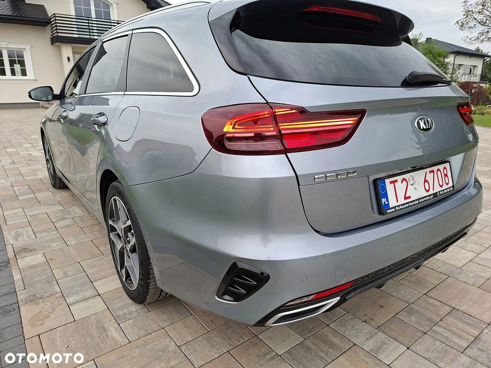 Kia Ceed 1.6 CRDi DCT GT Line - 10
