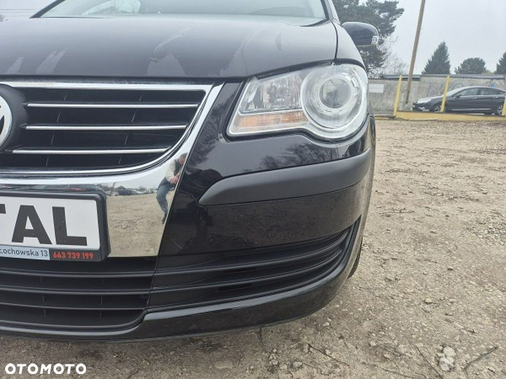 Volkswagen Touran - 7