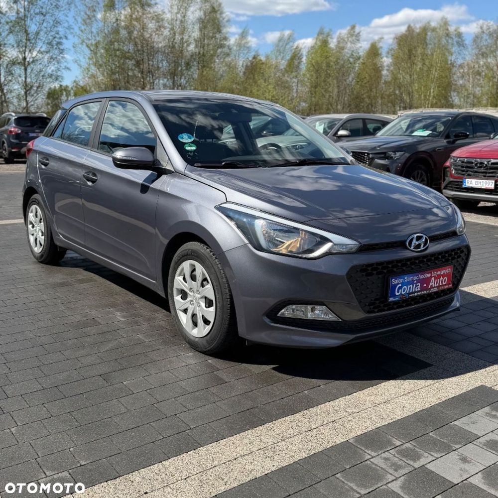 Hyundai i20 - 11