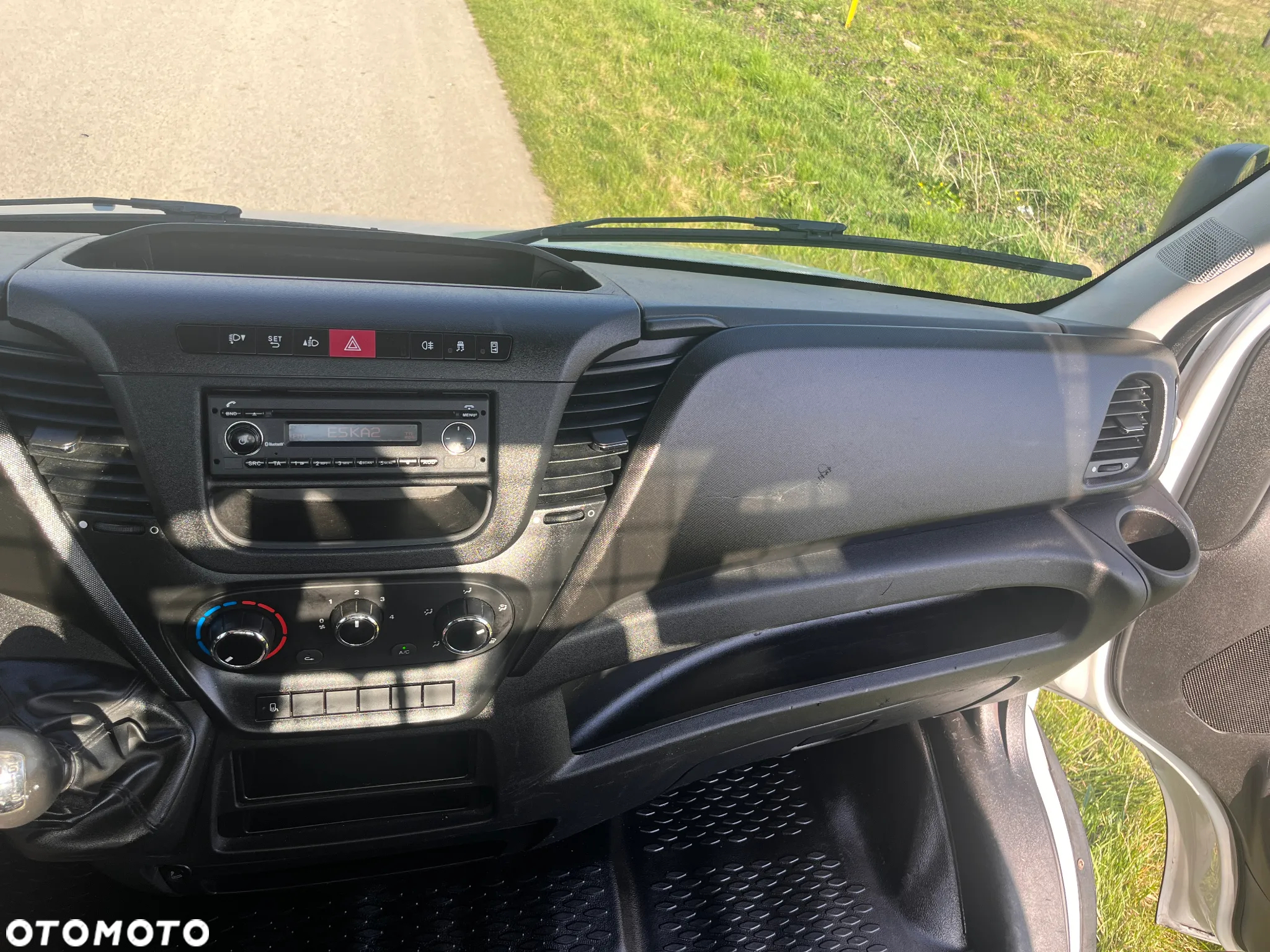 Iveco DAILY 35C14 - 21
