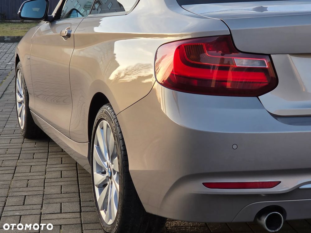 BMW Seria 2 220i Modern Line - 18