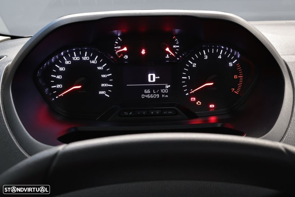 Peugeot Partner Partner Standard 1.5 Bluehdi 100cv S&s Cvm6 - 16