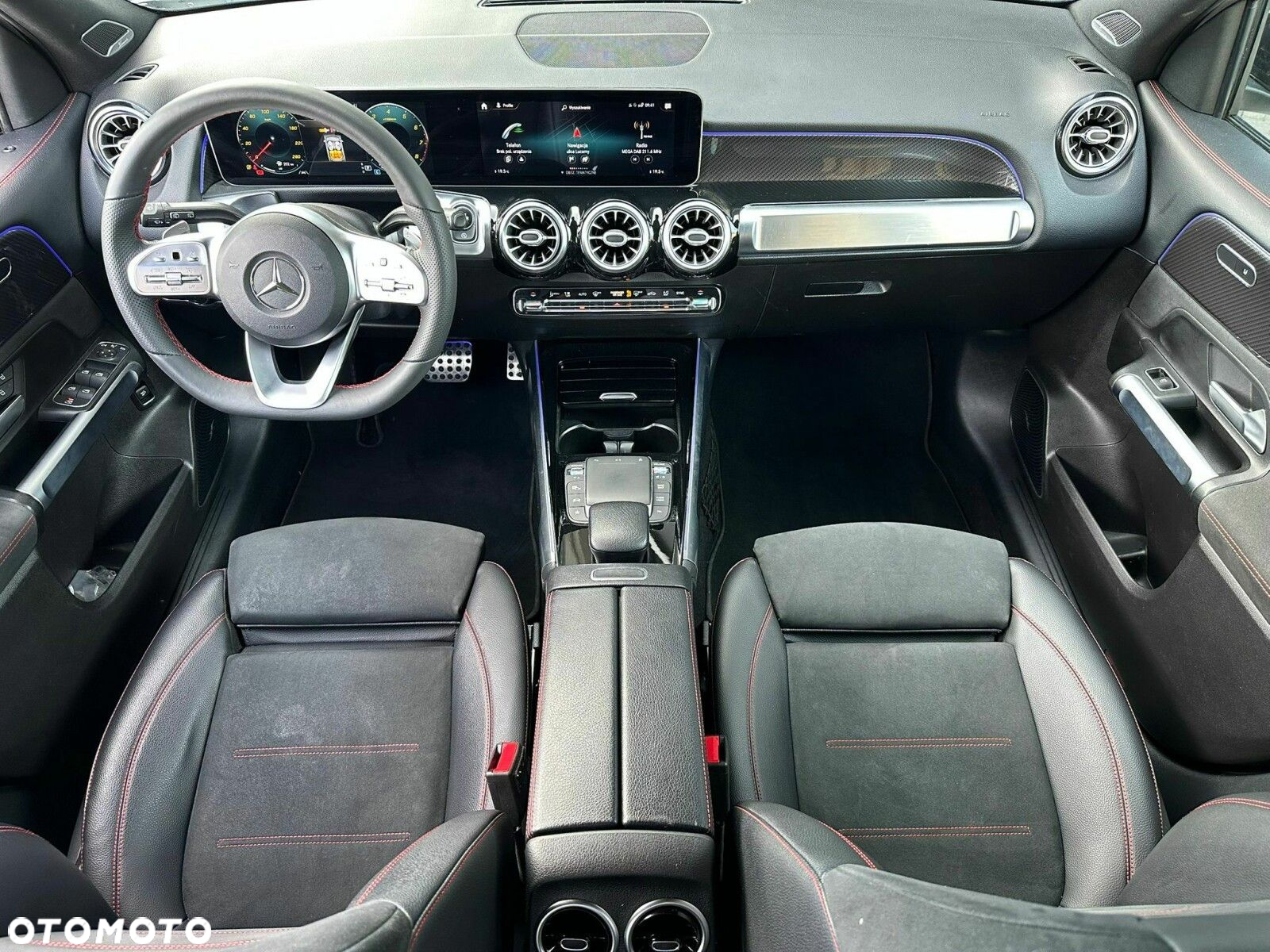 Mercedes-Benz GLB - 7