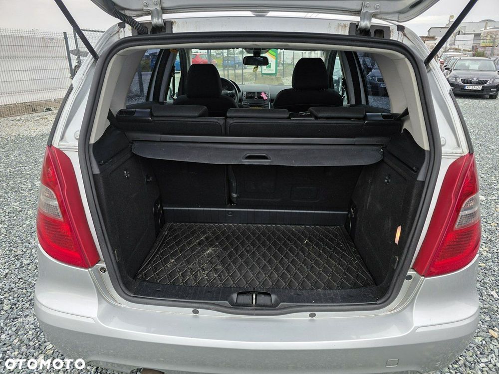 Mercedes-Benz Klasa A 180 CDI - 21